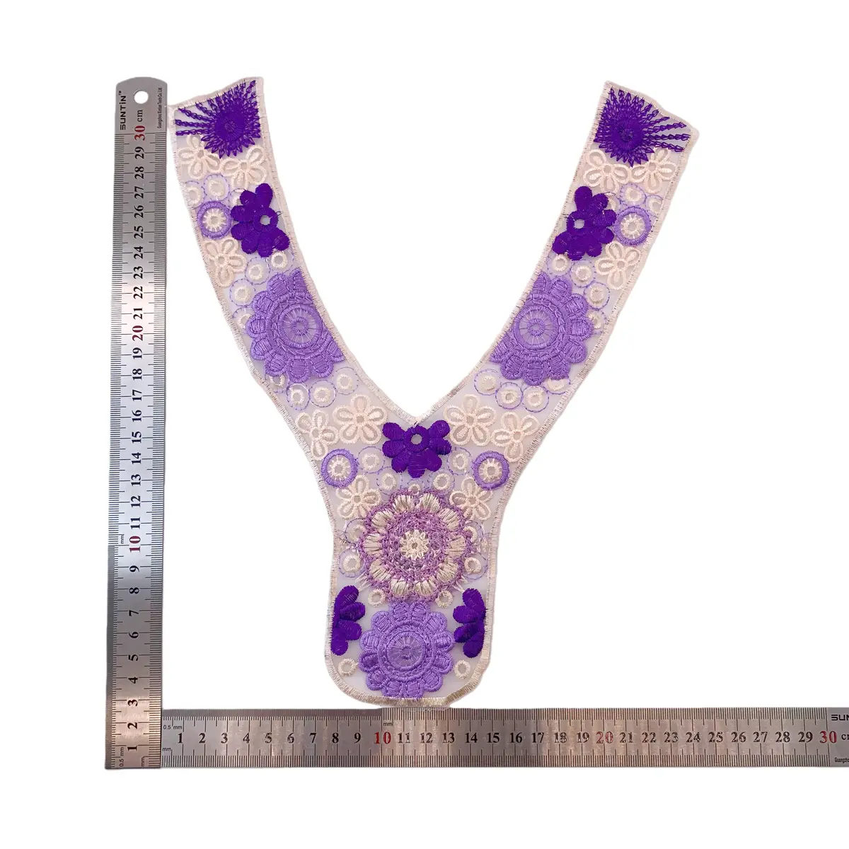 Flat Embroidery Neckline Trim 2