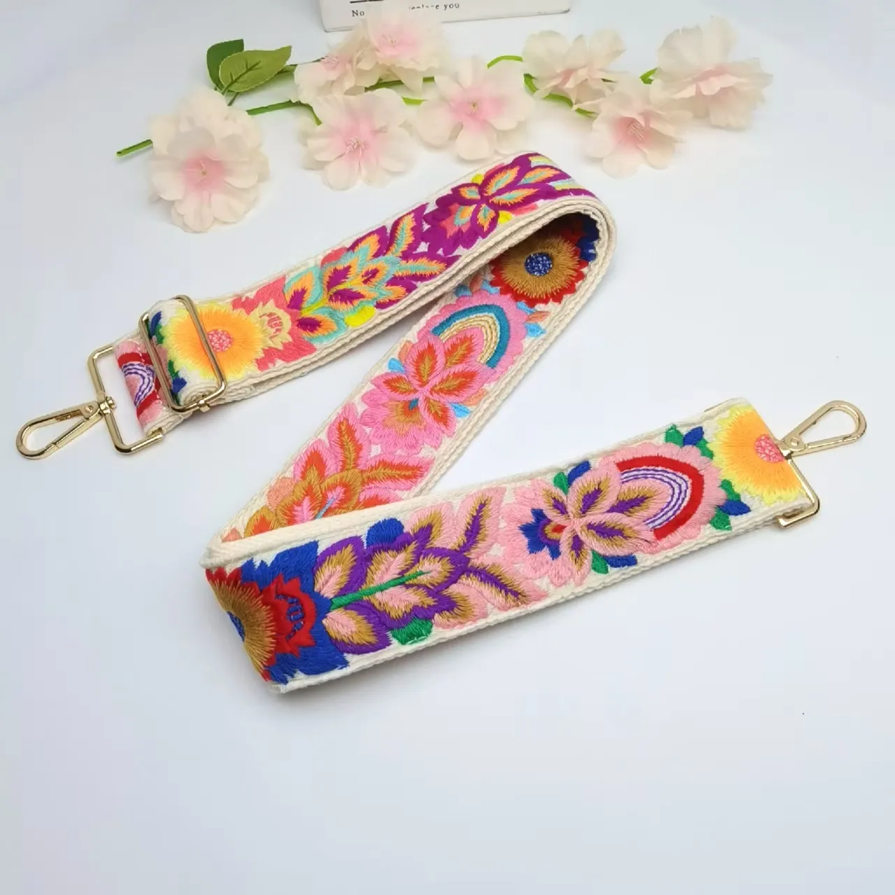 Lace Trims & Decorative Edgings