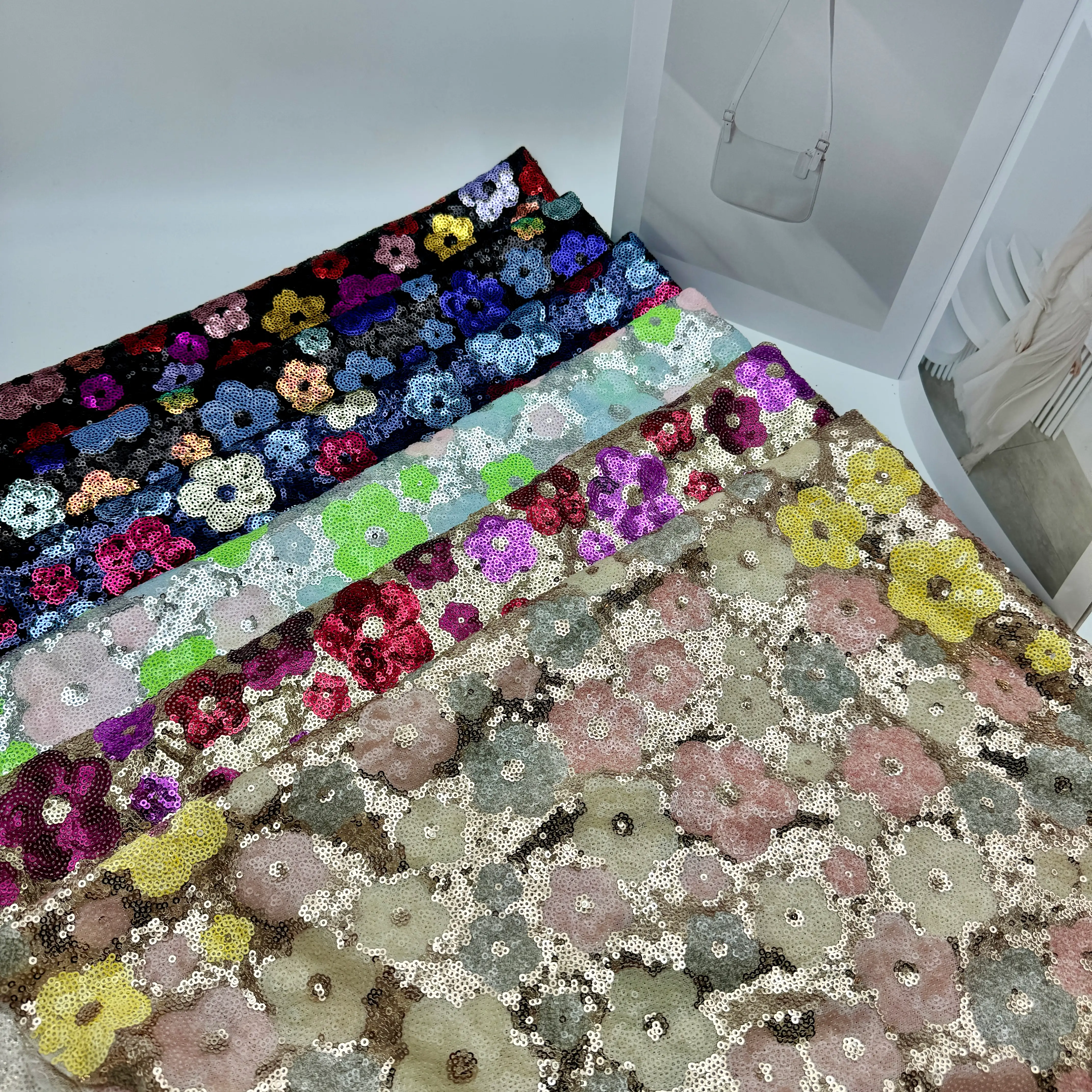 3mm Floral Pattern Sequin Embroidery