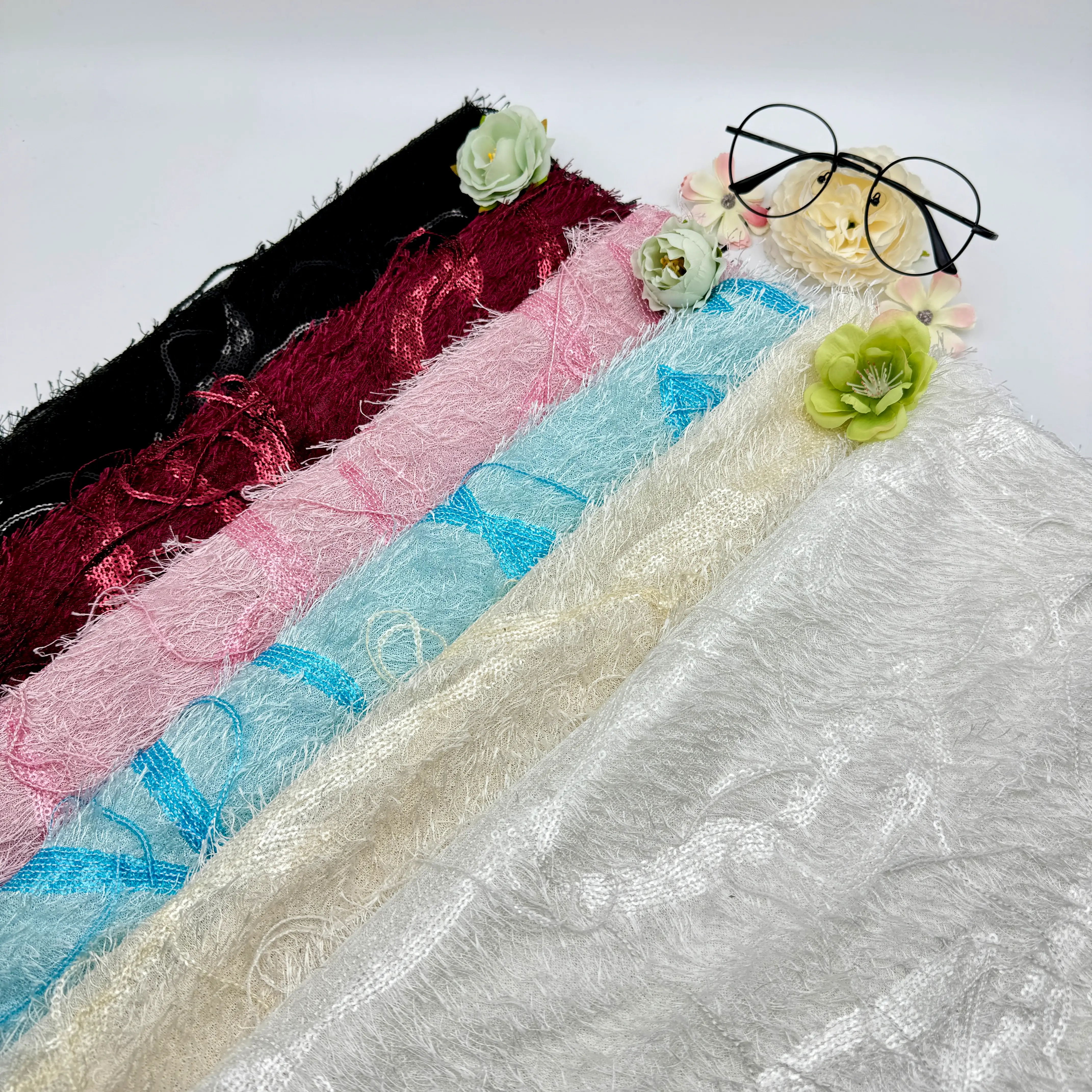 Lash Tassel Special Base A34