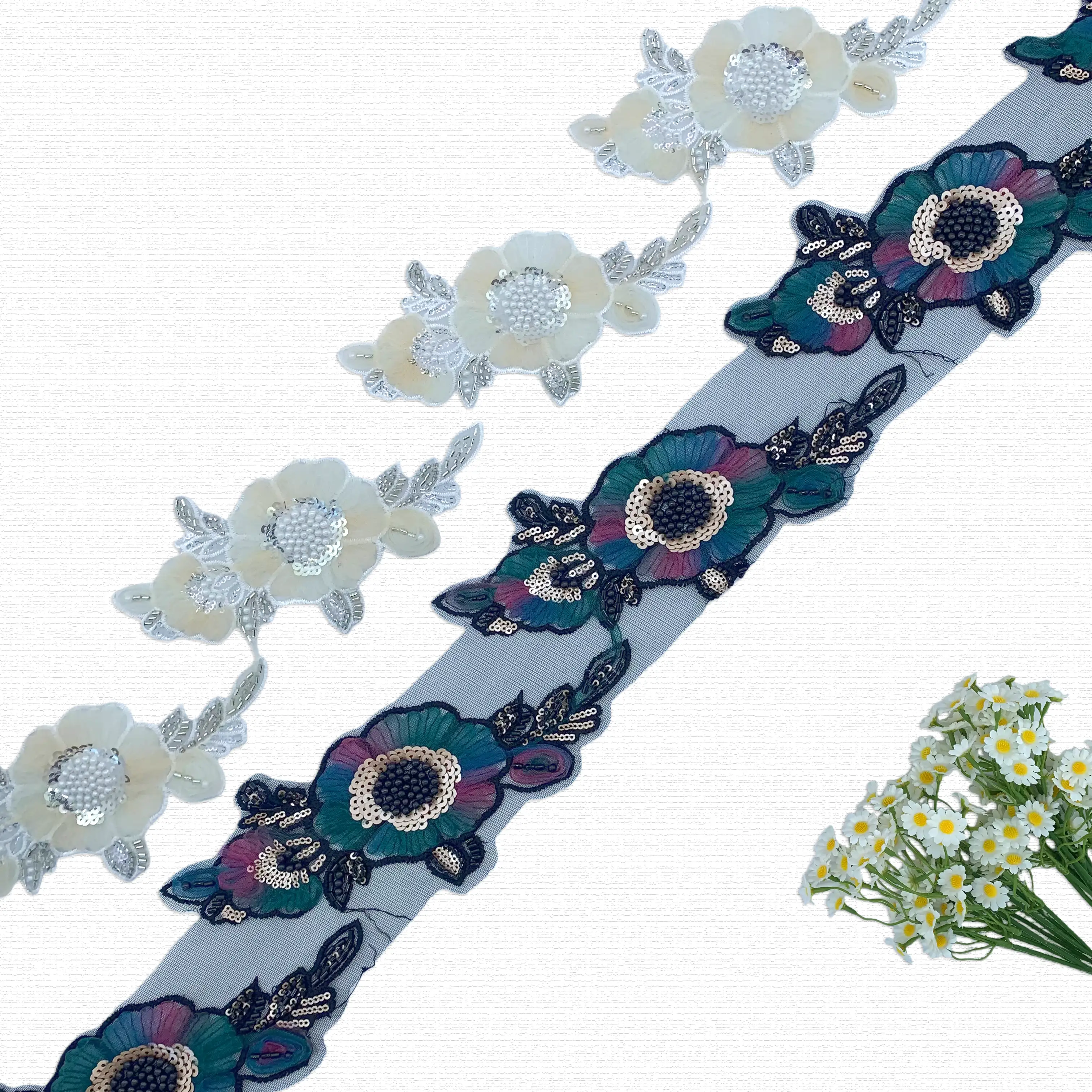 Sequin Flower Trim White Dark